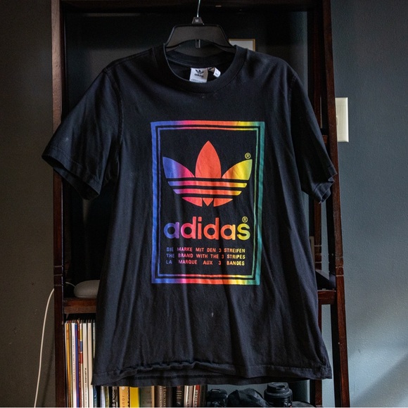 Black Adidas Graphic Tee - Picture 1 of 5
